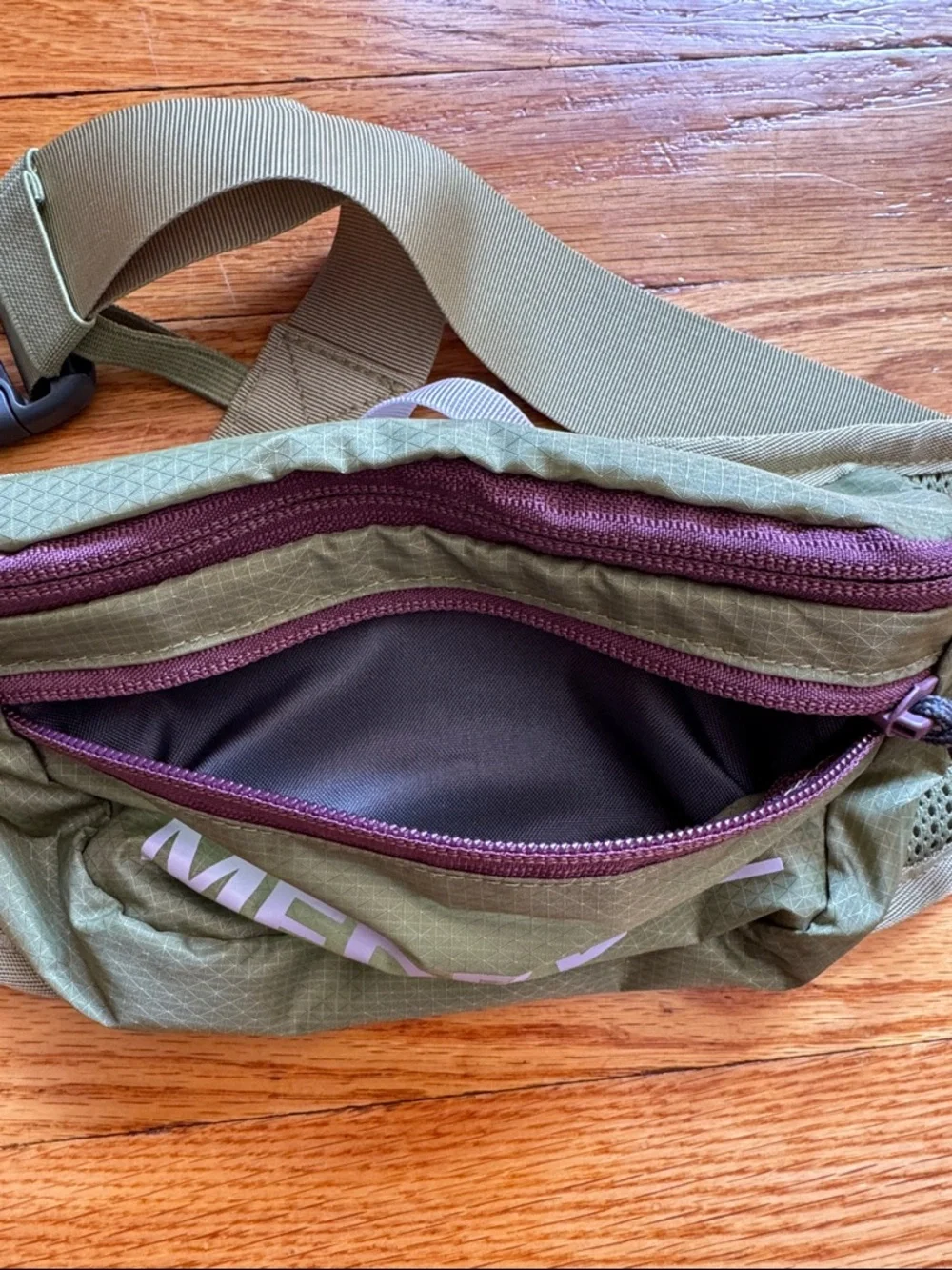 NWOT Merrell Crest 1.5L Lumbar Pack Green Waistpack - Picture 5 of 5